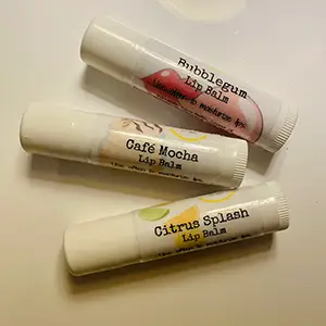custom-printed-lip-chap-tubes-seventhcubespacking
