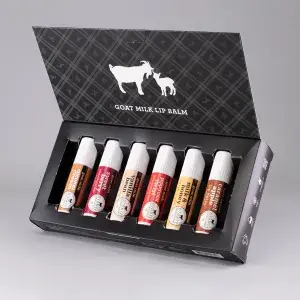 lip-balm-boxes-seventhcubespacking